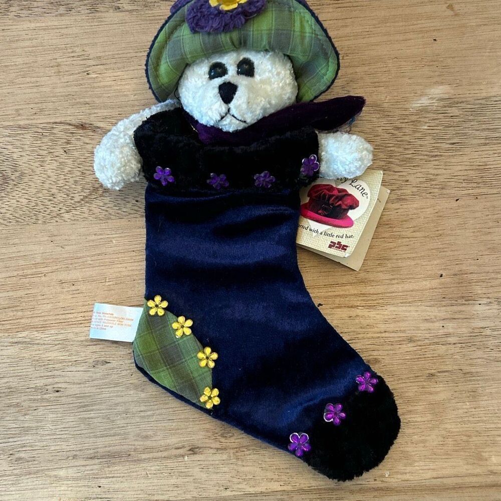 Vintage Chantilly Lane adorable bear with stocking plush Christmas decoration pu